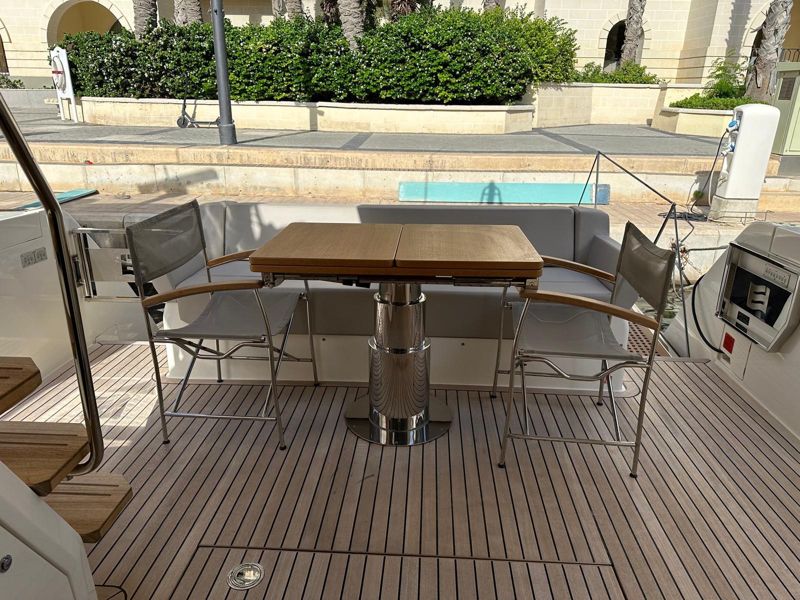 2021 FERRETTI YACHTS 500 